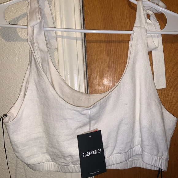 Forever 21 cropped shirt - Picture 3 of 3
